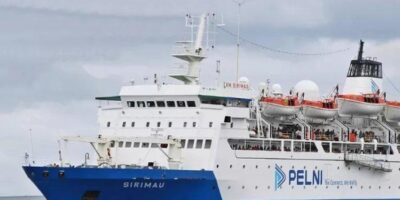 Kapal Pelni KM Sirimau Dari Merauke