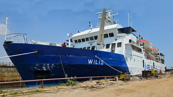 Kapal Pelni KM Wilis