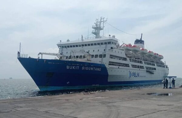 kapal pelni bukit siguntang