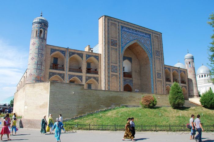 Kulkeldash Madrasah di Tashkent Uzbekistan - Photo by Advantour