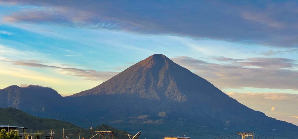 Gunung Kie Matubu