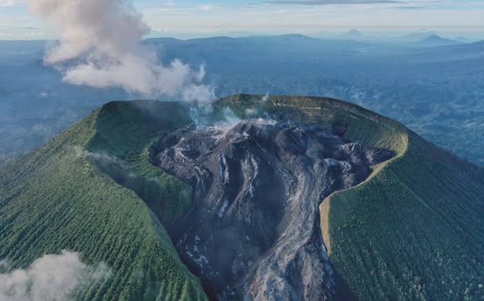 Pendakian Gunung Ibu