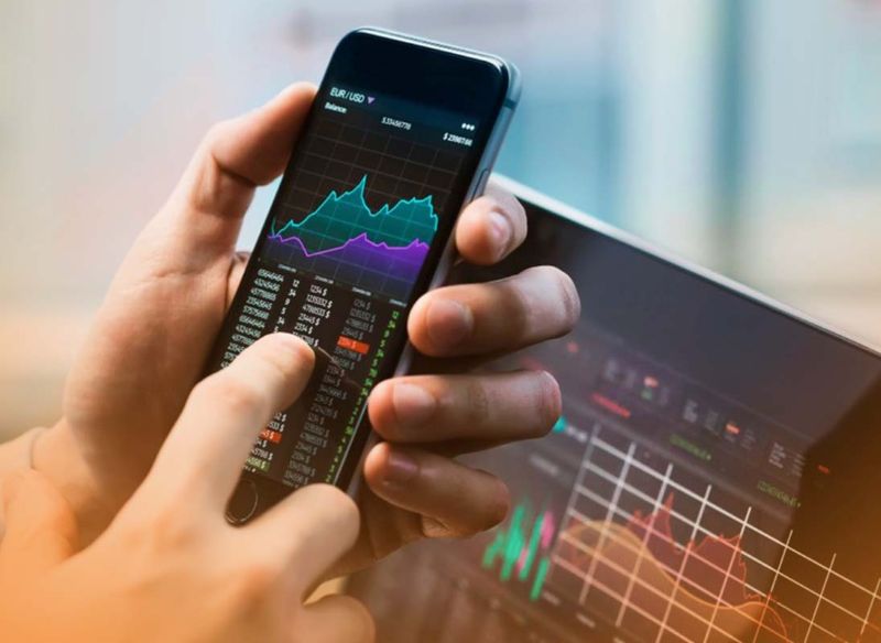 Cara Bermain Saham Bagi Pemula di Smartphone - Photo by Google